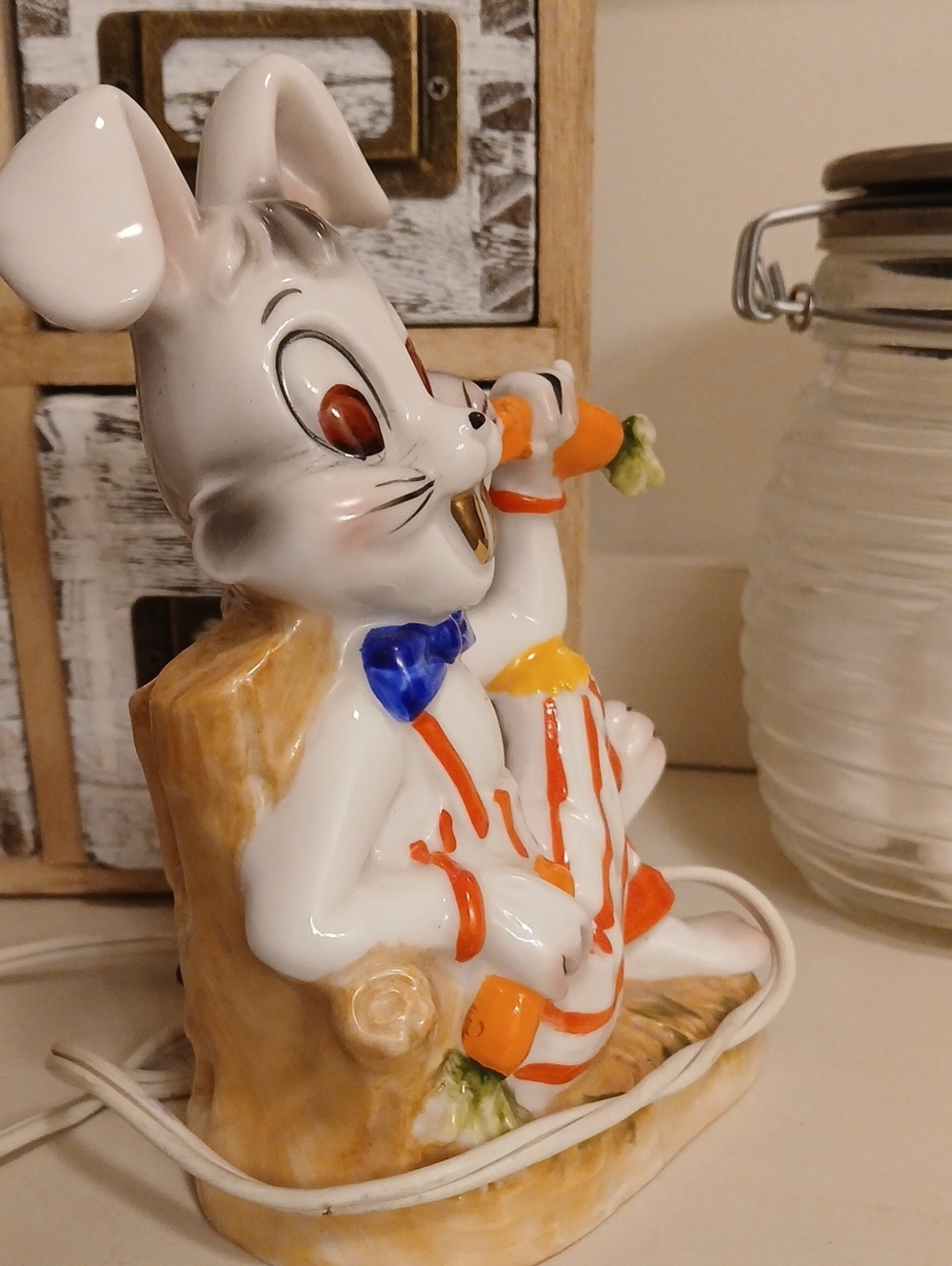 Mid-century Ceramic Rabbit Nightlight - Picture 4 of 7